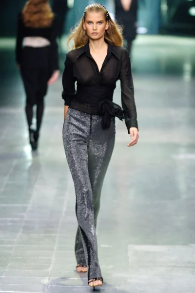 Look 8